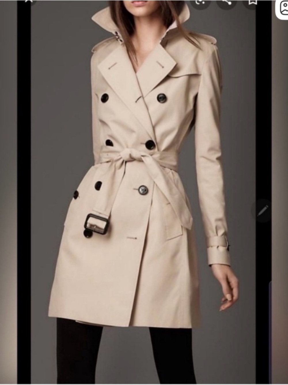Burberry London Chelsea Belted Trench Coat Size 2 US 4 UK 36 IT